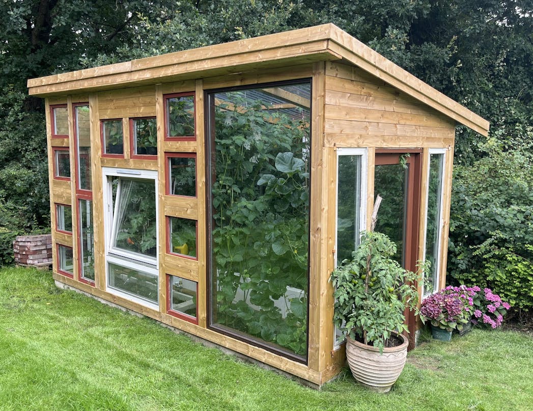 Puslespil af genbrugsvinduer Puslespil af genbrugsvinduer